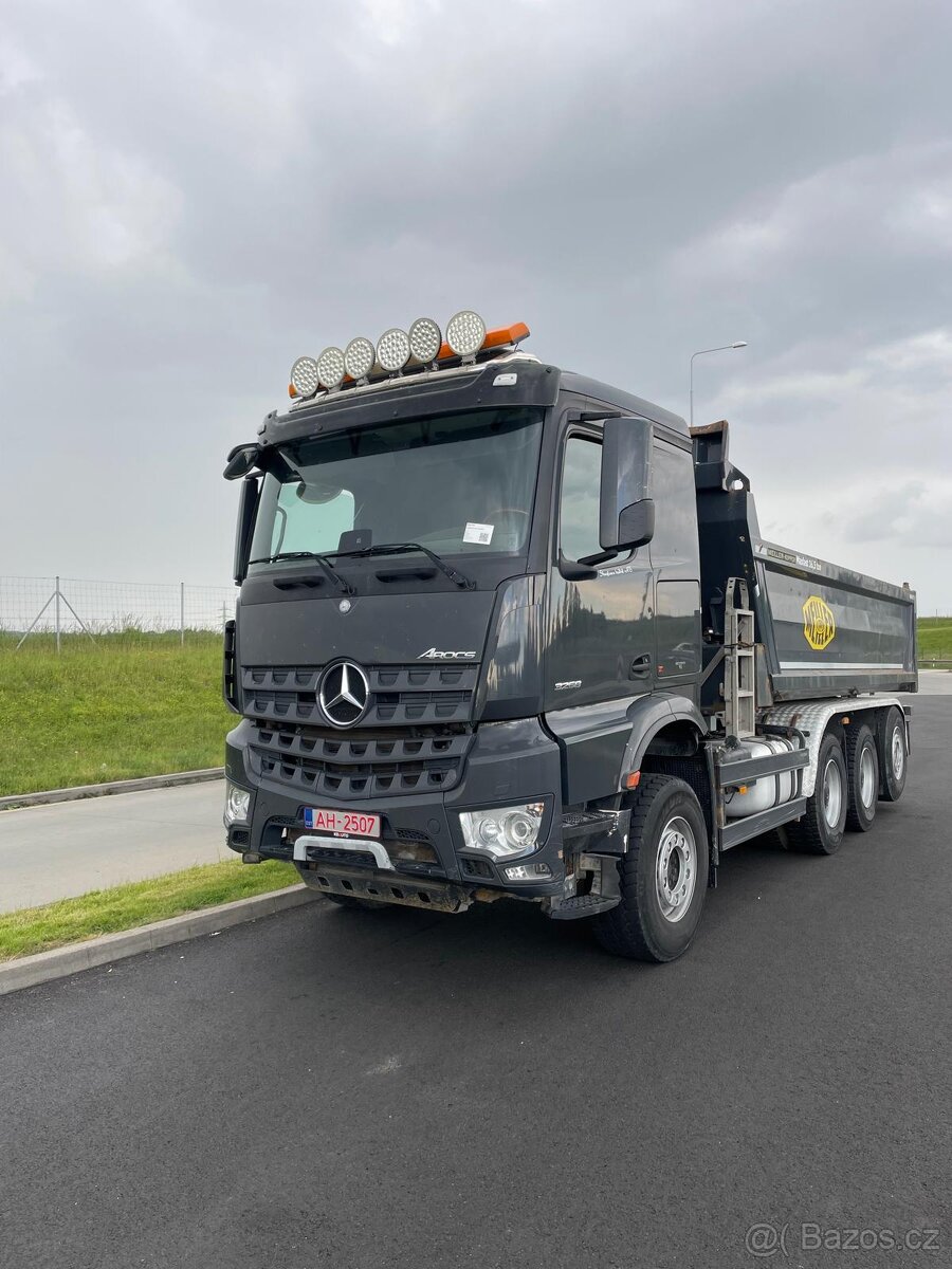 Mercedes actros 3258 , 8x4 ,sklápěč