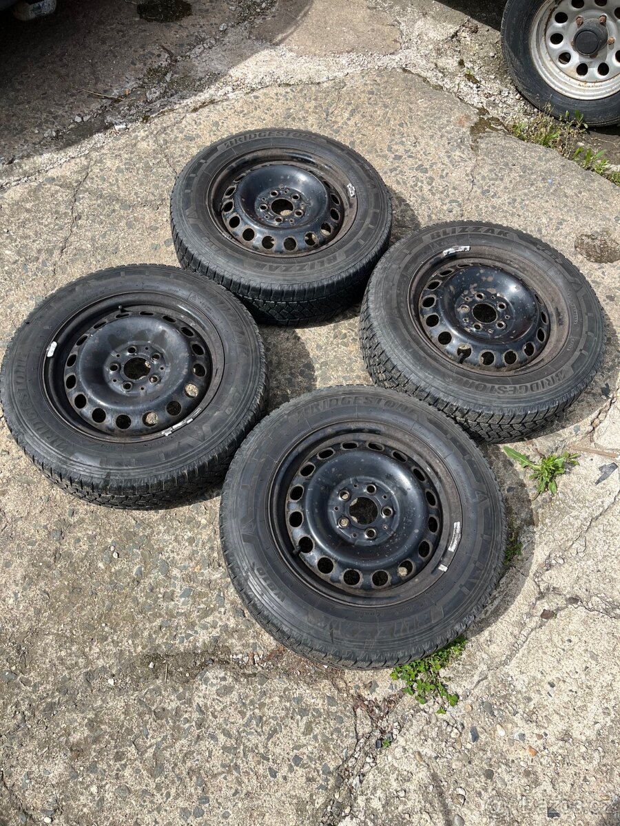 Zimní sada kol MERCEDES VITO 6,5x16ET60; 205/65R16C