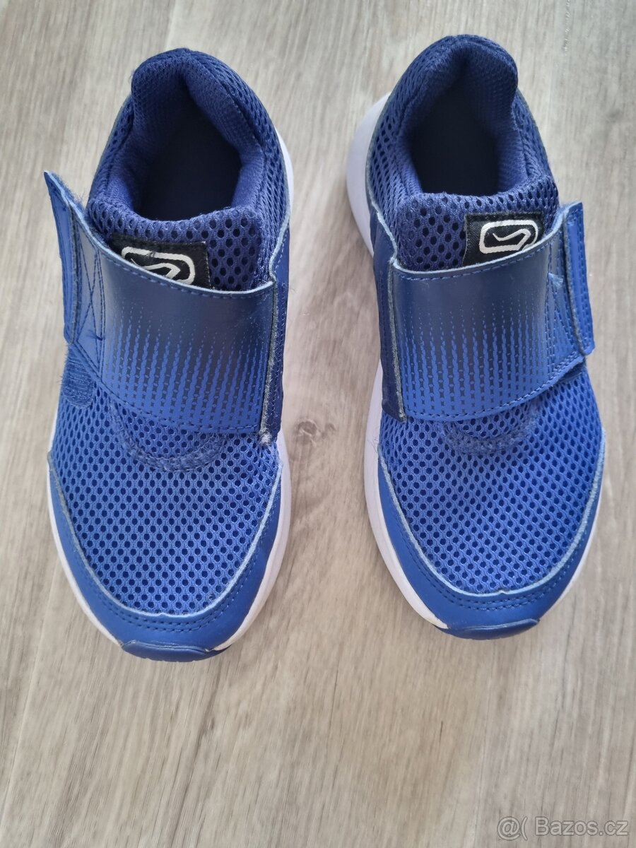 Sportovní obuv, Decathlon, vel. 30