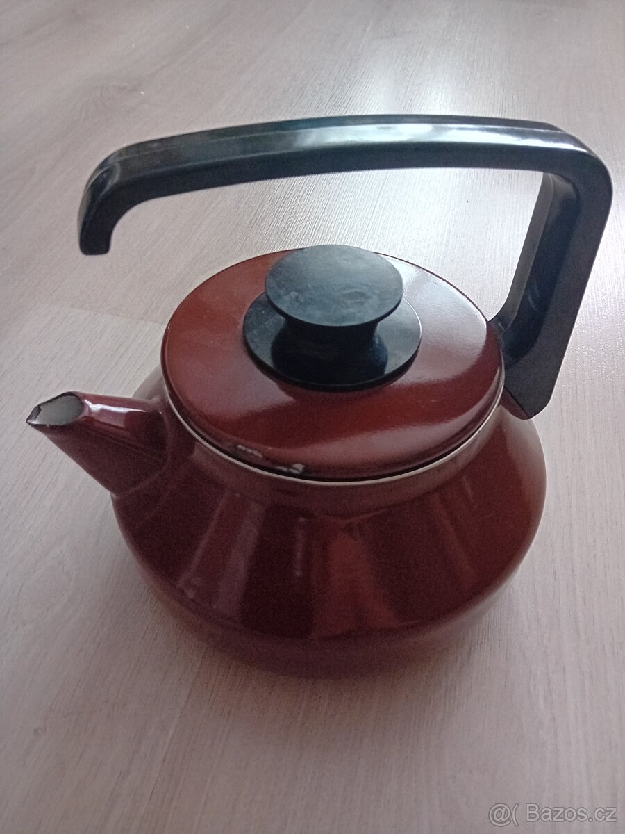Retro konvice