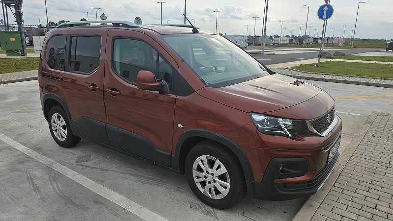 Peugeot RIFTER ALLURE 1.5 blueHDi 130