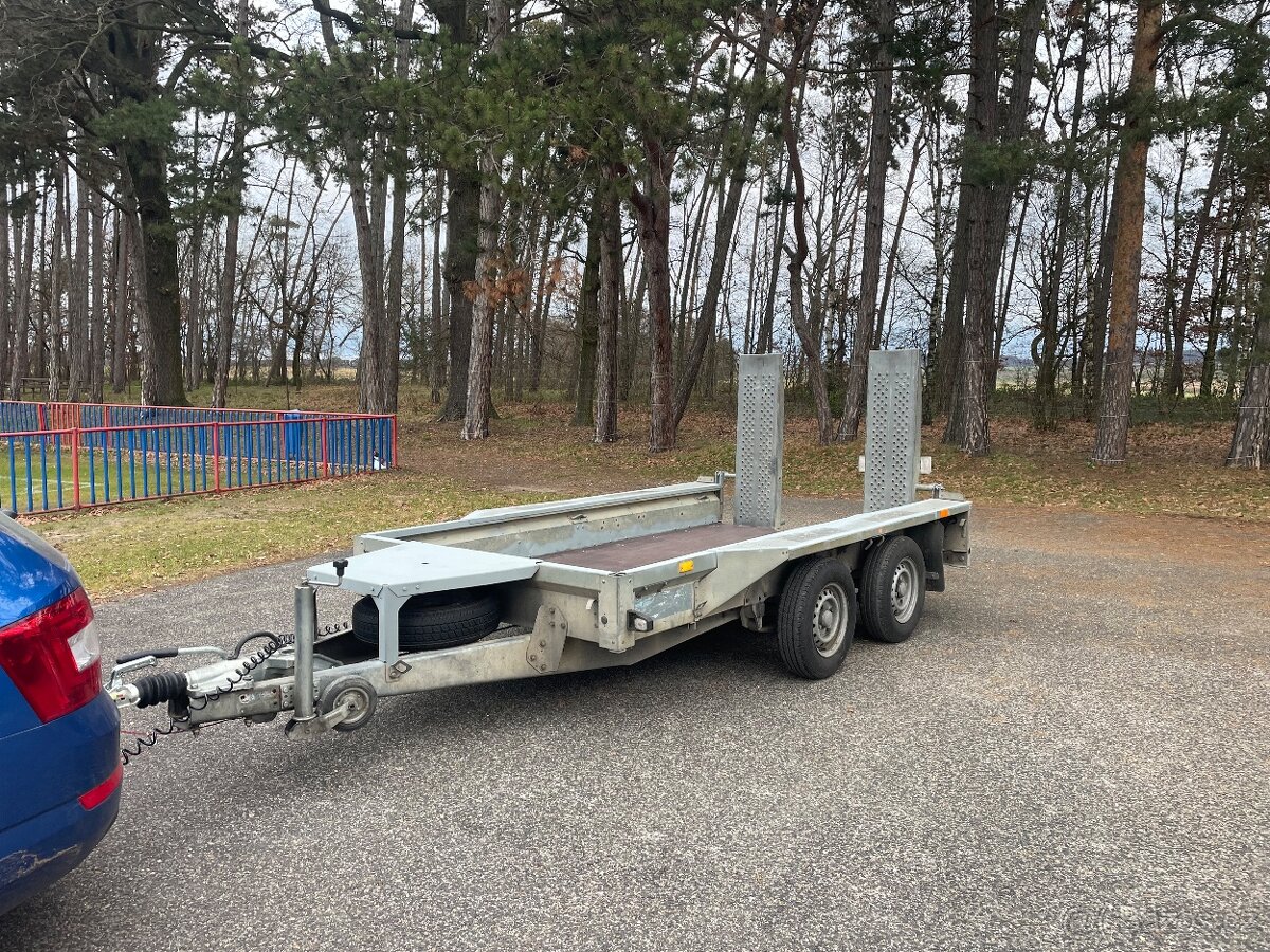 ✅Brzděný příves na bagr Ifor Williams 2700 kg, nová STk