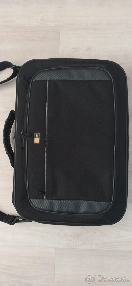 Brašna na notebook.