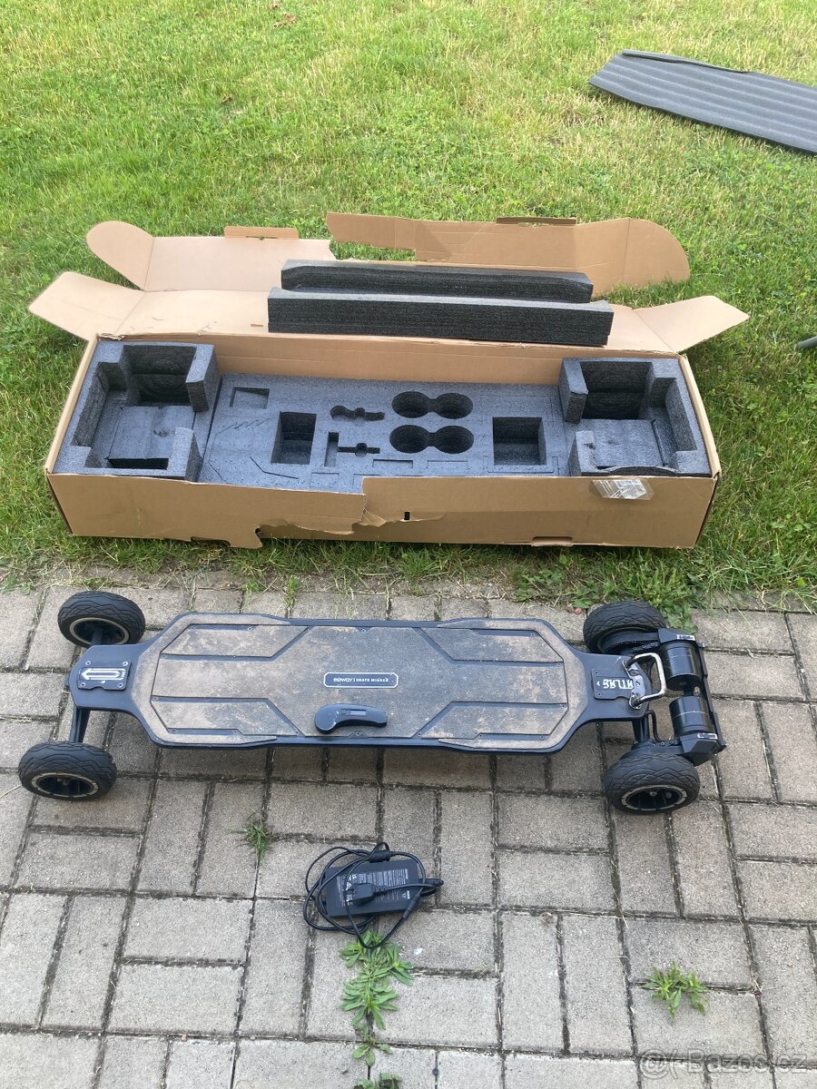 Elektrický longboard Exway Atlas 2WD