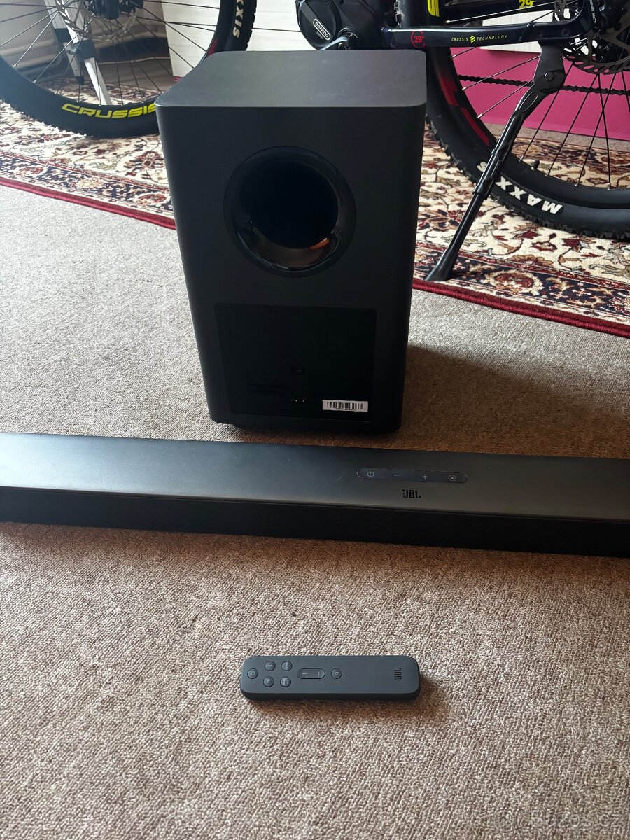 JBL SOUNDBAR 2.1 ultra bass, ideální k filmům