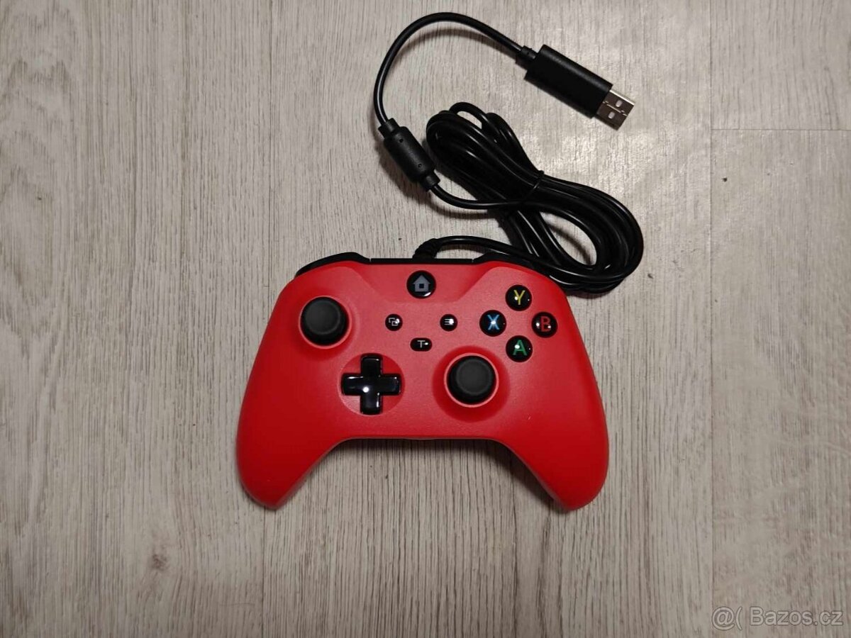 Kabelový herní ovladač gamepad PS3, Switch, Windows