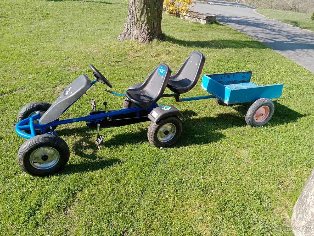 Šlapací dětská motokára