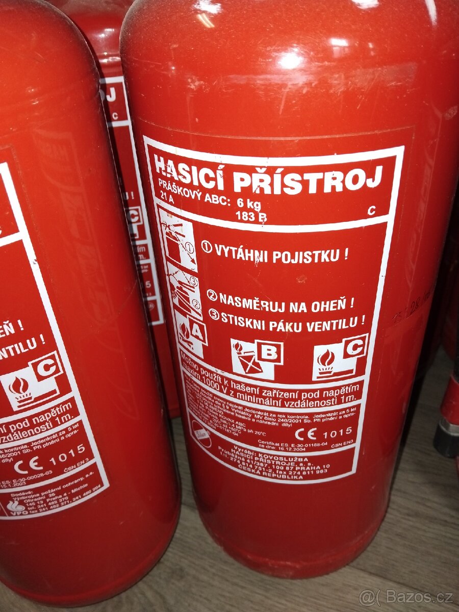 Práškové hasící přístroje po životnosti