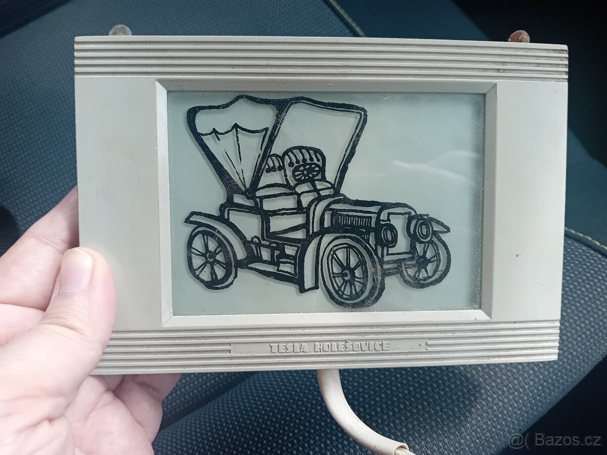 Vintage zajímavost elektrolumeniscenční panel