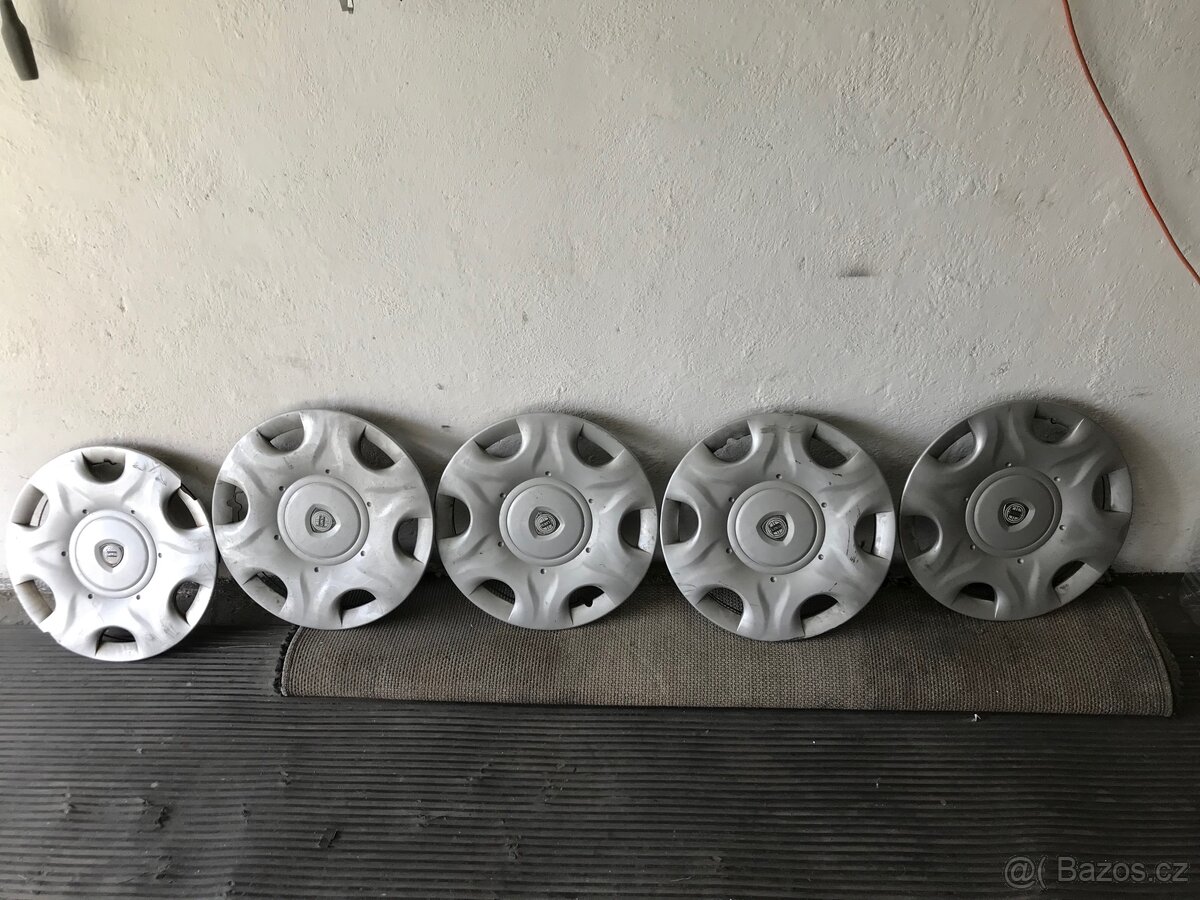 Prodám Origo poklice Lancia R15