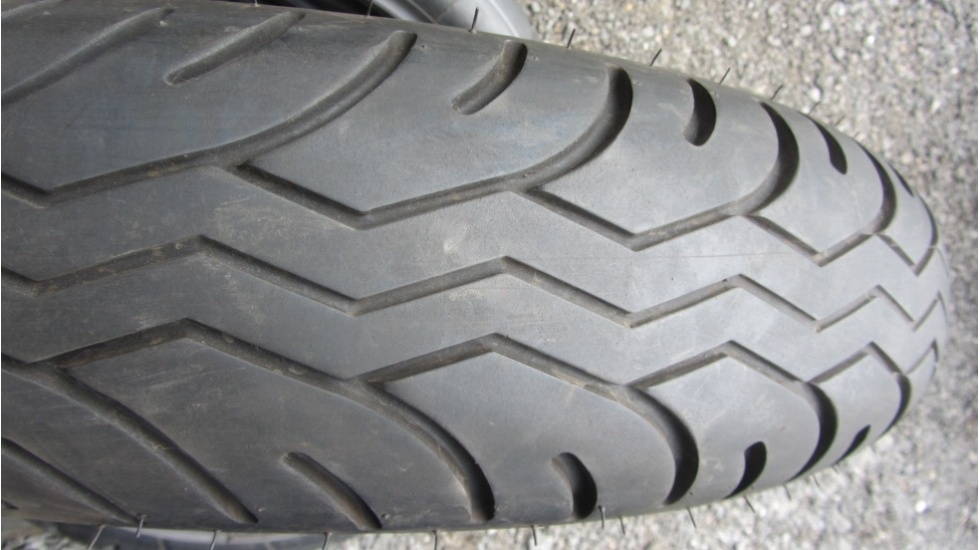 Metzeler 140/80/17, DOT3712