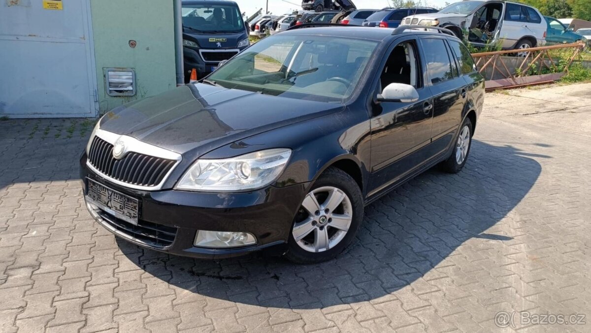 Škoda Octavia II face černá metalíza kód barvy LF9R 9910 1Z