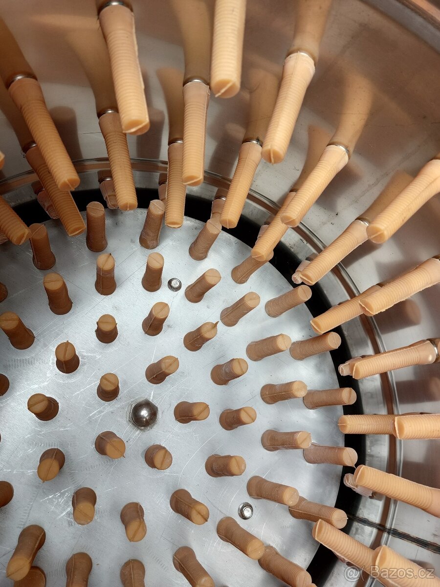 ŠKUBAČKA DRUBEŽE ŠKUBAČKY NA HUSY 60 cm