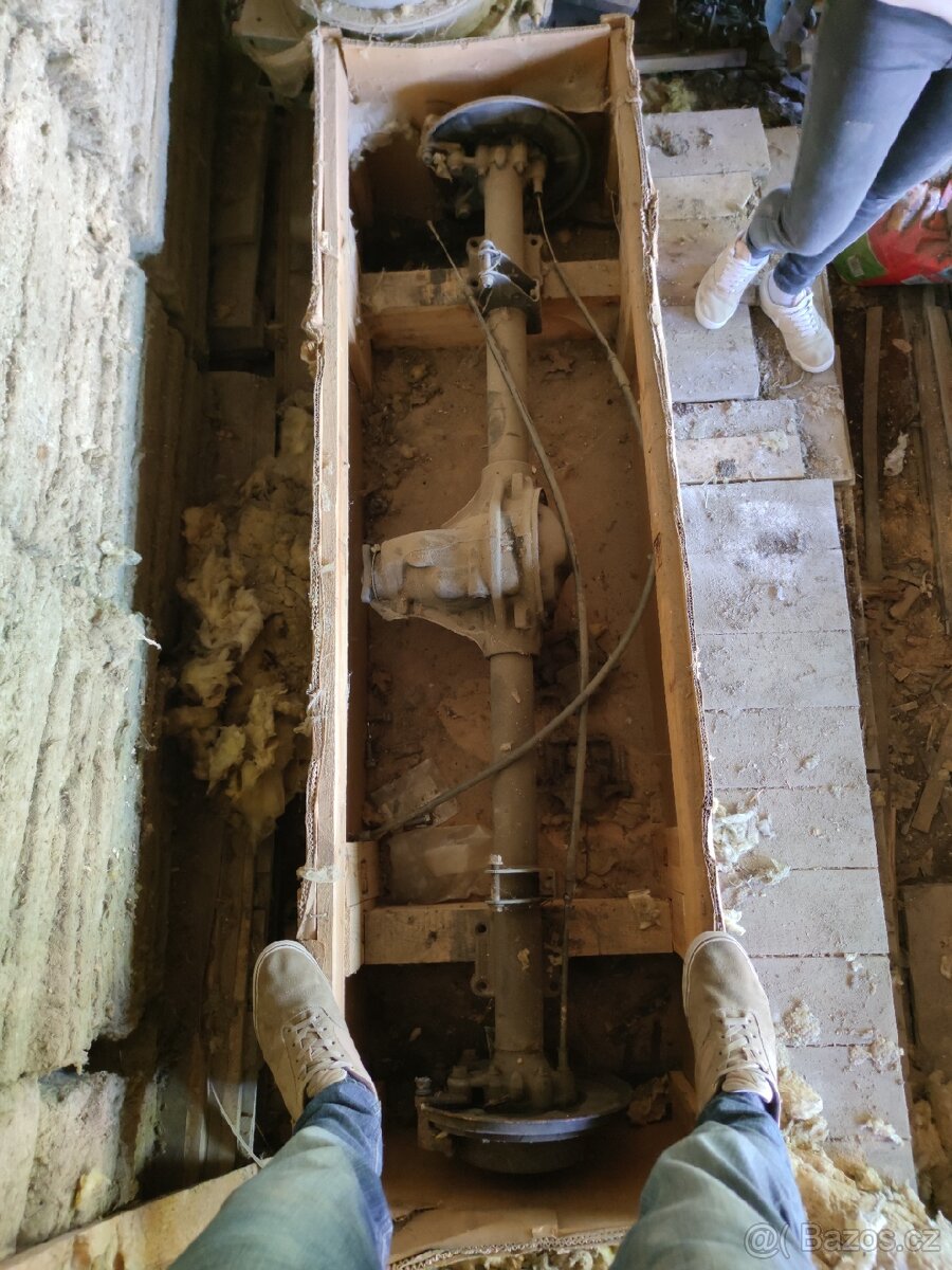 Prodám zadní nápravu na Mercedes Benz sprinter