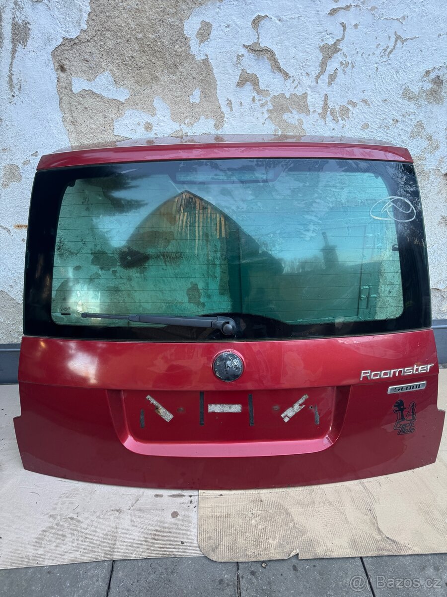 Škoda Roomster Pate zadní vrata scout 2006/2015