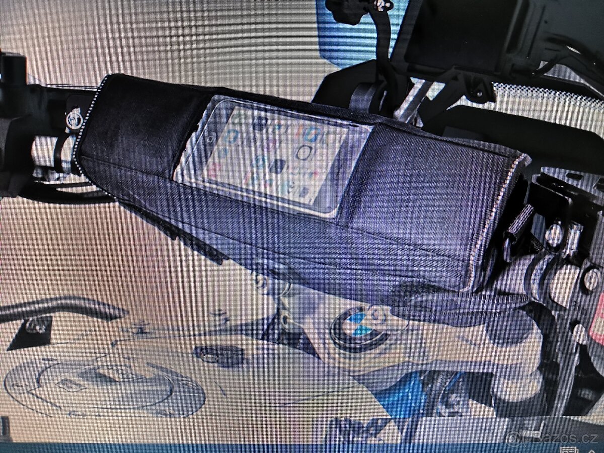Taška na řídítka motocyklů