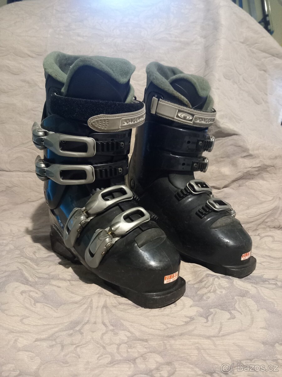 Přeskáče SALOMON - lyžařské boty 39.