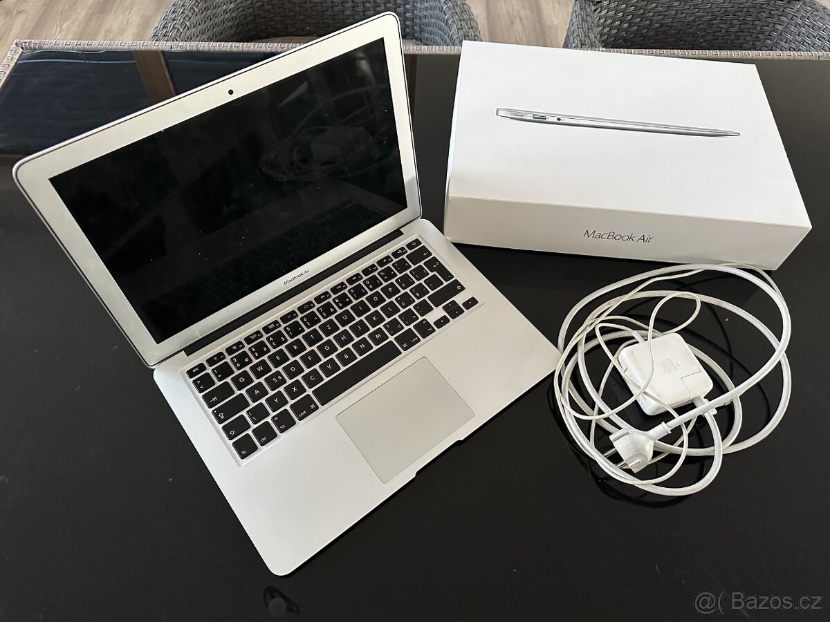 MacBook Air 13” A1466 Core i5 1.6 GHz, 4 GB RAM, 128GB