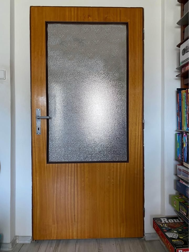 Interiérové dveře, pravé 90 cm