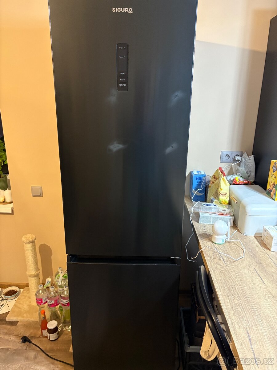 Lednice Siguro BF - P110Y