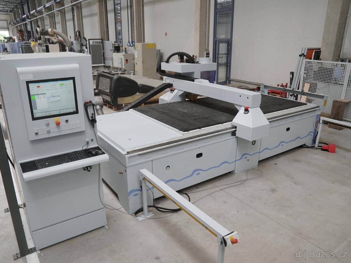 Nestingové CNC obráběcí centrum WEEKE Vantage 34 M