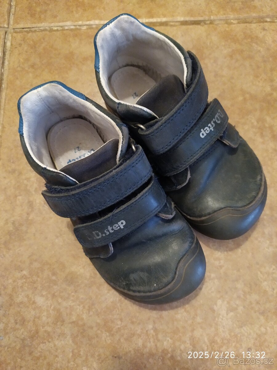 CELOROČNÍ TENISKY barefoot D.D.Step vel.27
