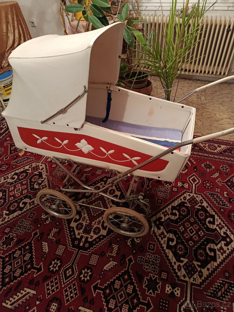 Kočárek Liberta
