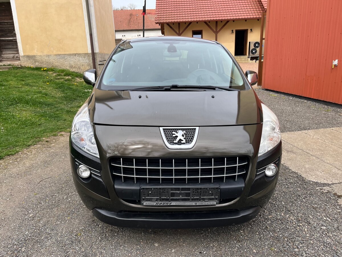Peugeot 3008 2.0 HDI 140000km.