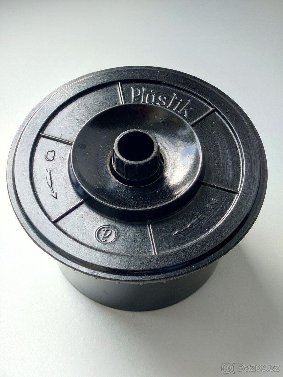 Vintage vývojnice Plastik pro 35mm film – klasika