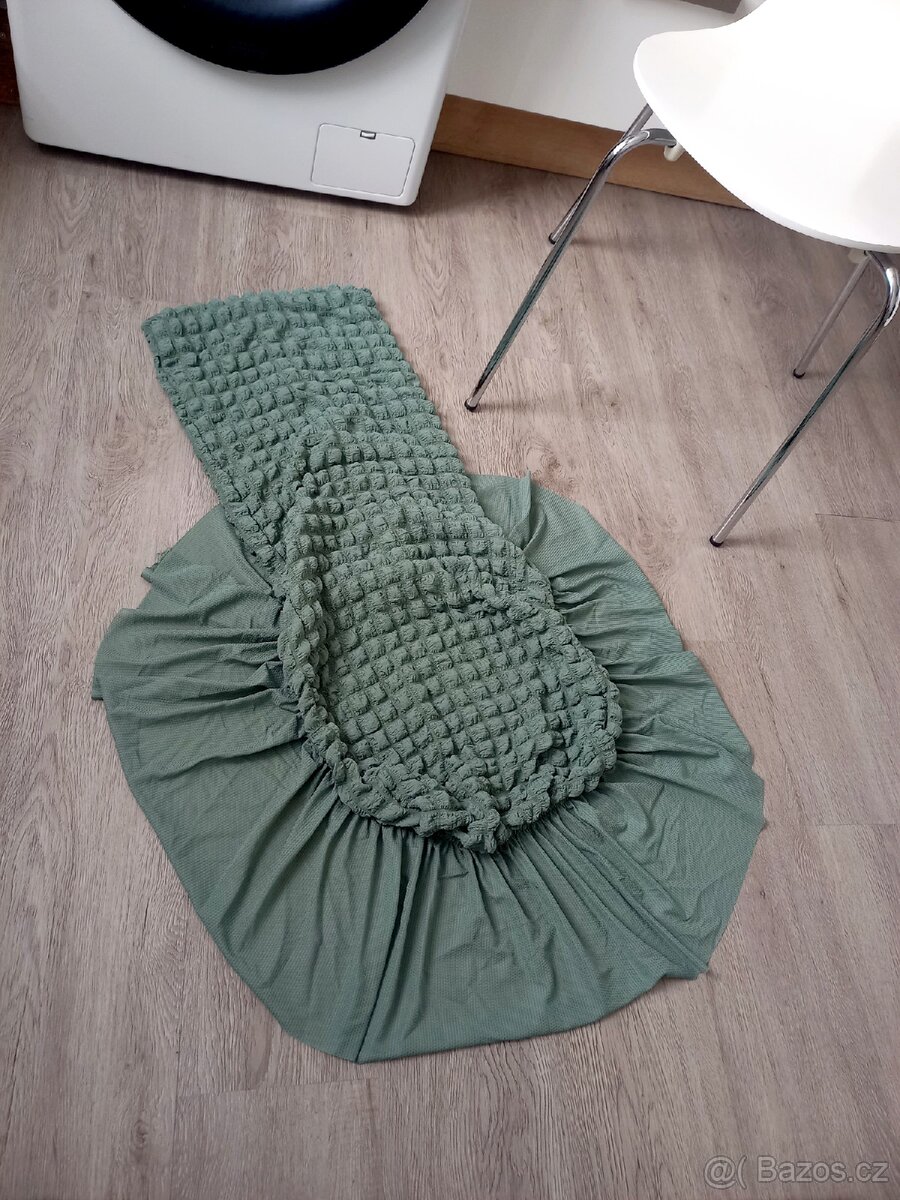 Mentolovy prehoz na židli