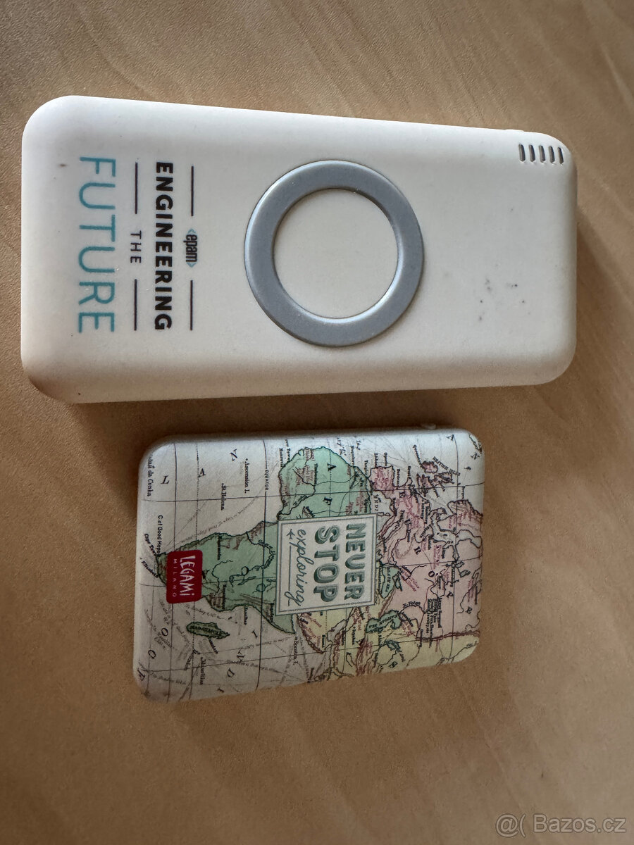 2 powerbanky: 5000 mAh a 6000 mAh