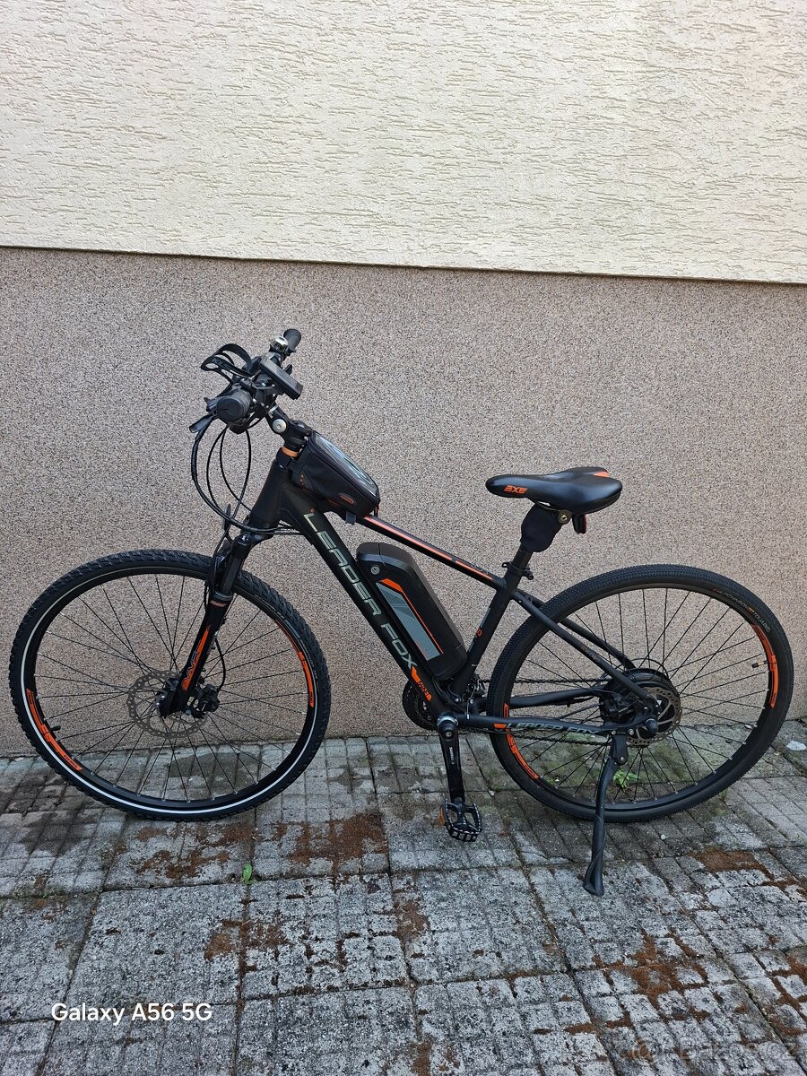 Krosové elektrokolo Leader Fox Barnet (r.v. 2017))