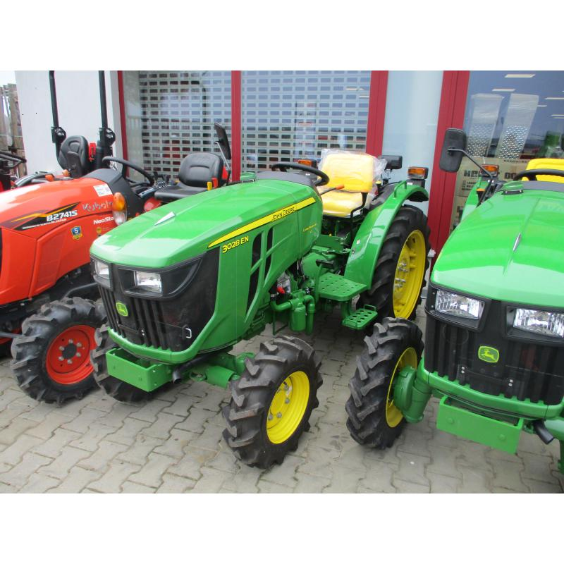 Malotraktor John Deere 3028 EN