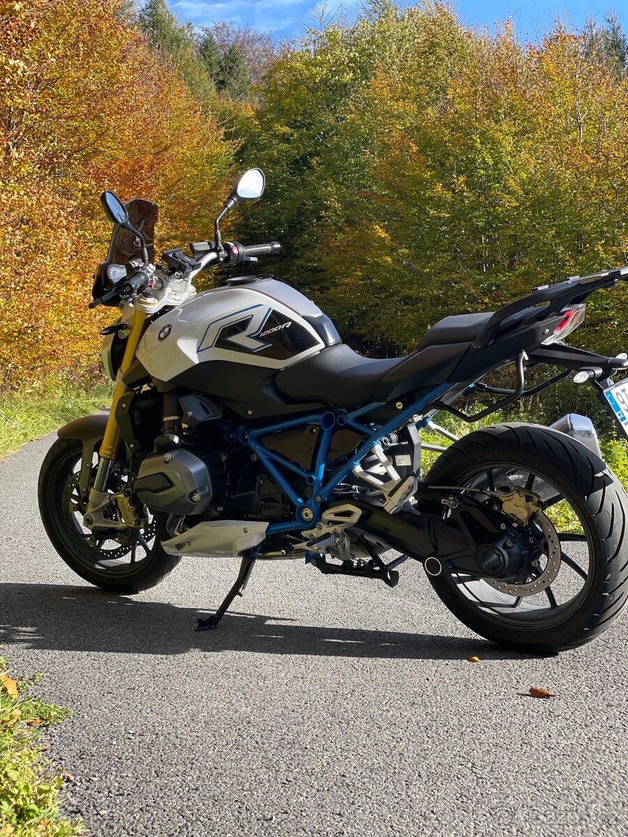 BMW R1200r