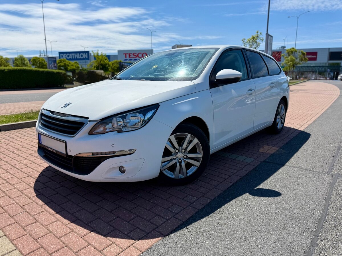 Peugeot 308 1.6HDI 88kw (málo najeto, nebourané, ČR)