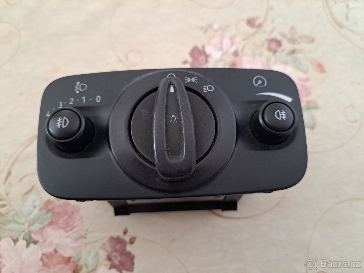 Ford mondeo prepinac svetel