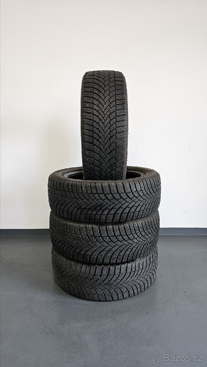 Zimní pneumatiky 205/55/17, Bridgestone, DOT3823