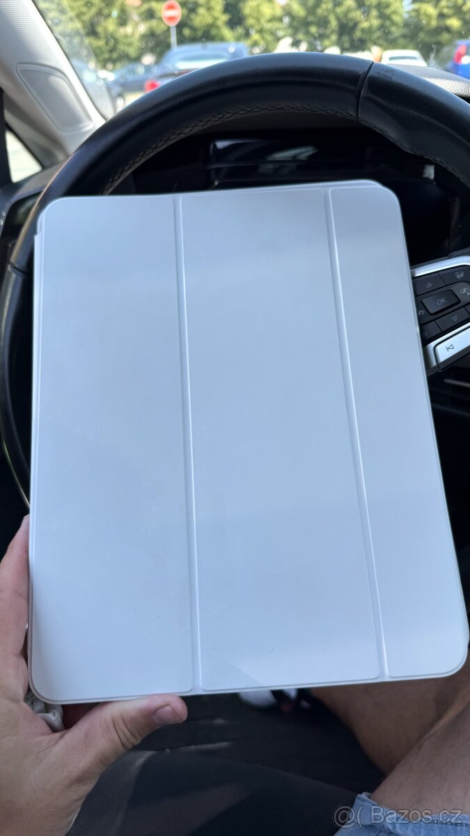 Apple smart folio iPad Pro 13”