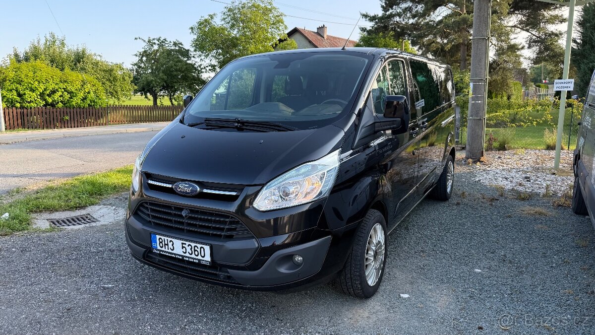 Ford Transit Custom 2,2 TDCi 114kW, L2H1, 5 míst, tažné 2,8t