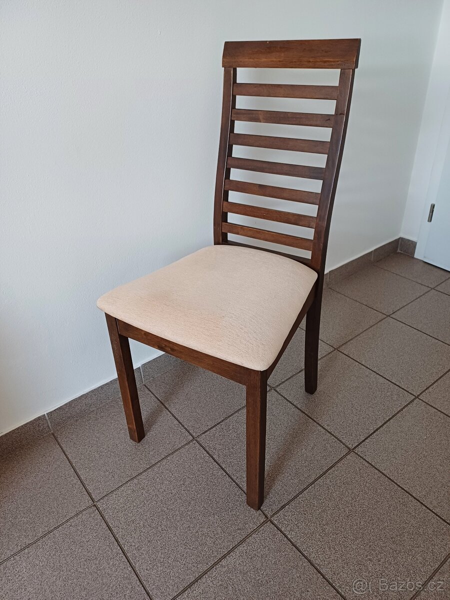Sada 4 židlí