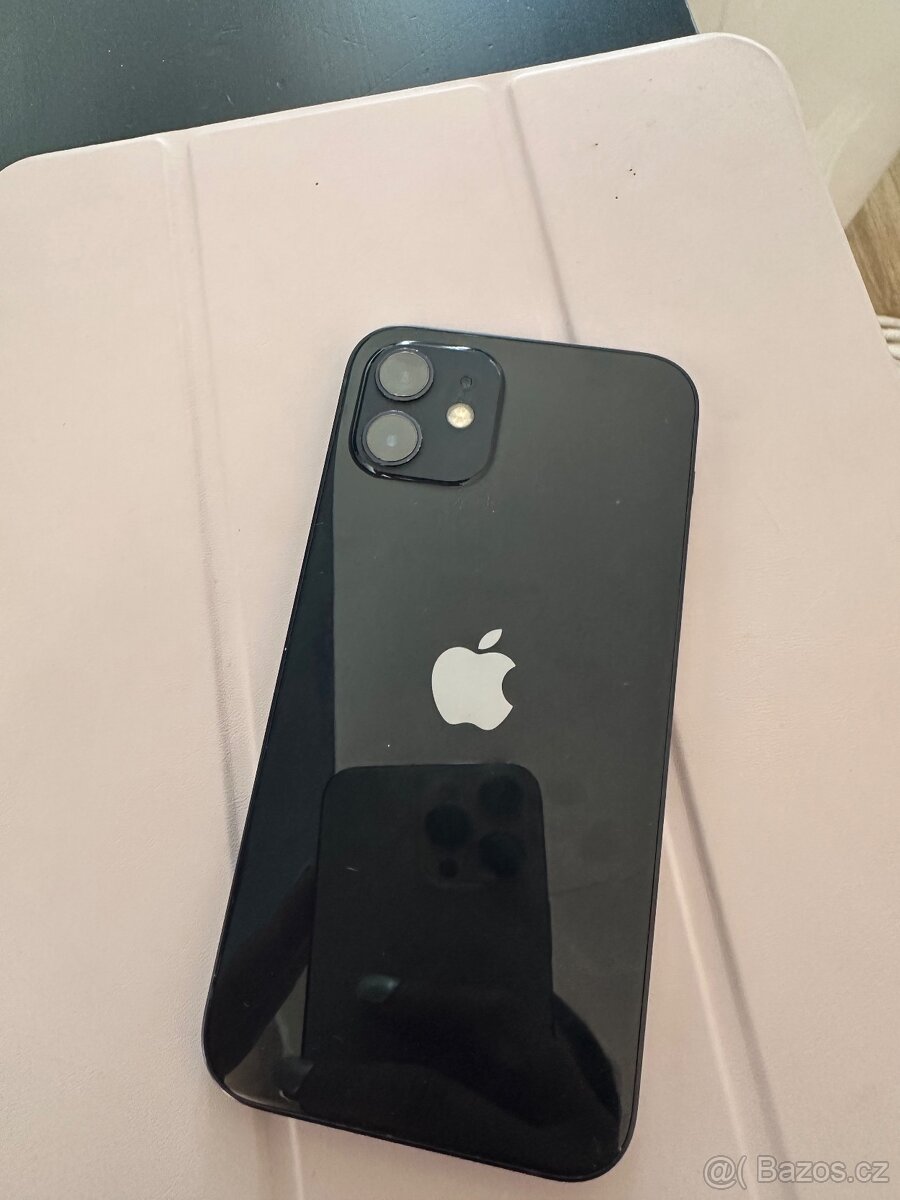 iPhone 12 128GB černý