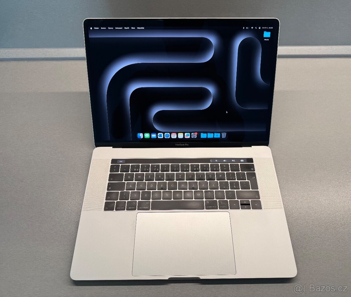 Apple MacBook Pro 15" (2018) - Silver
