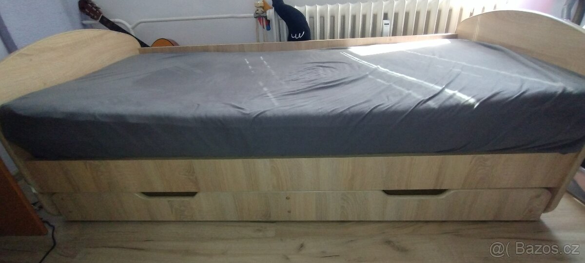 Dětská postel