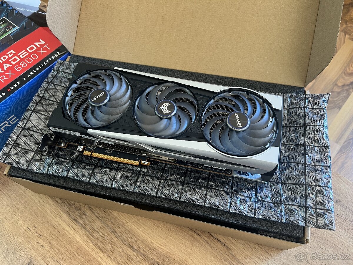 AMD Radeon RX 6800 XT