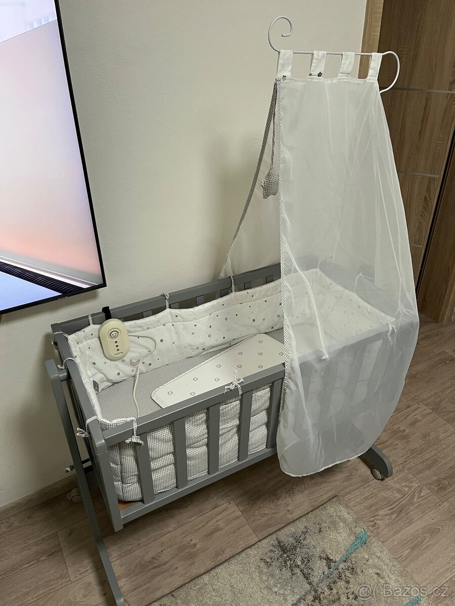 Kolébka s monitorem dechu