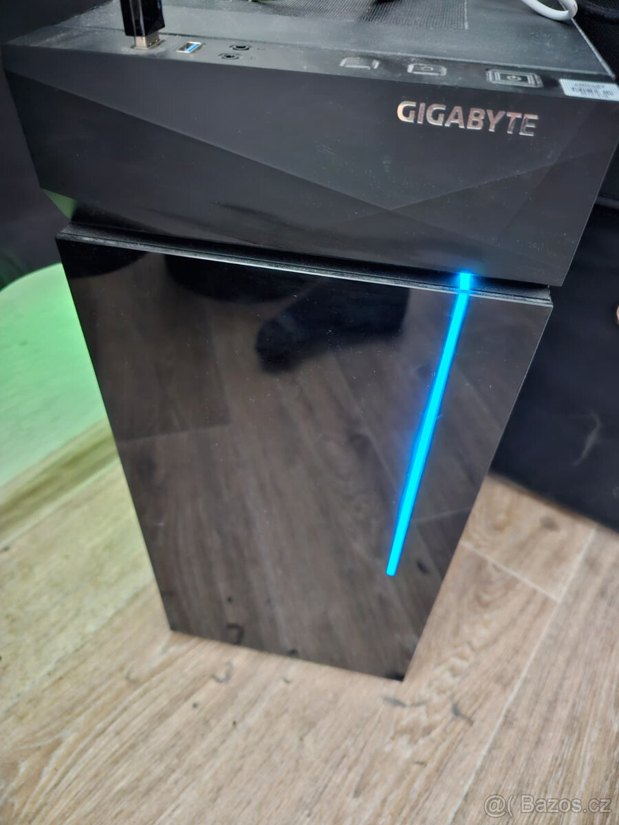 Herní počítač s monitorem LG, Intel i5-10400F, RTX 3060