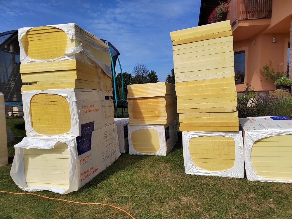 Polystyren a PUR fasádní