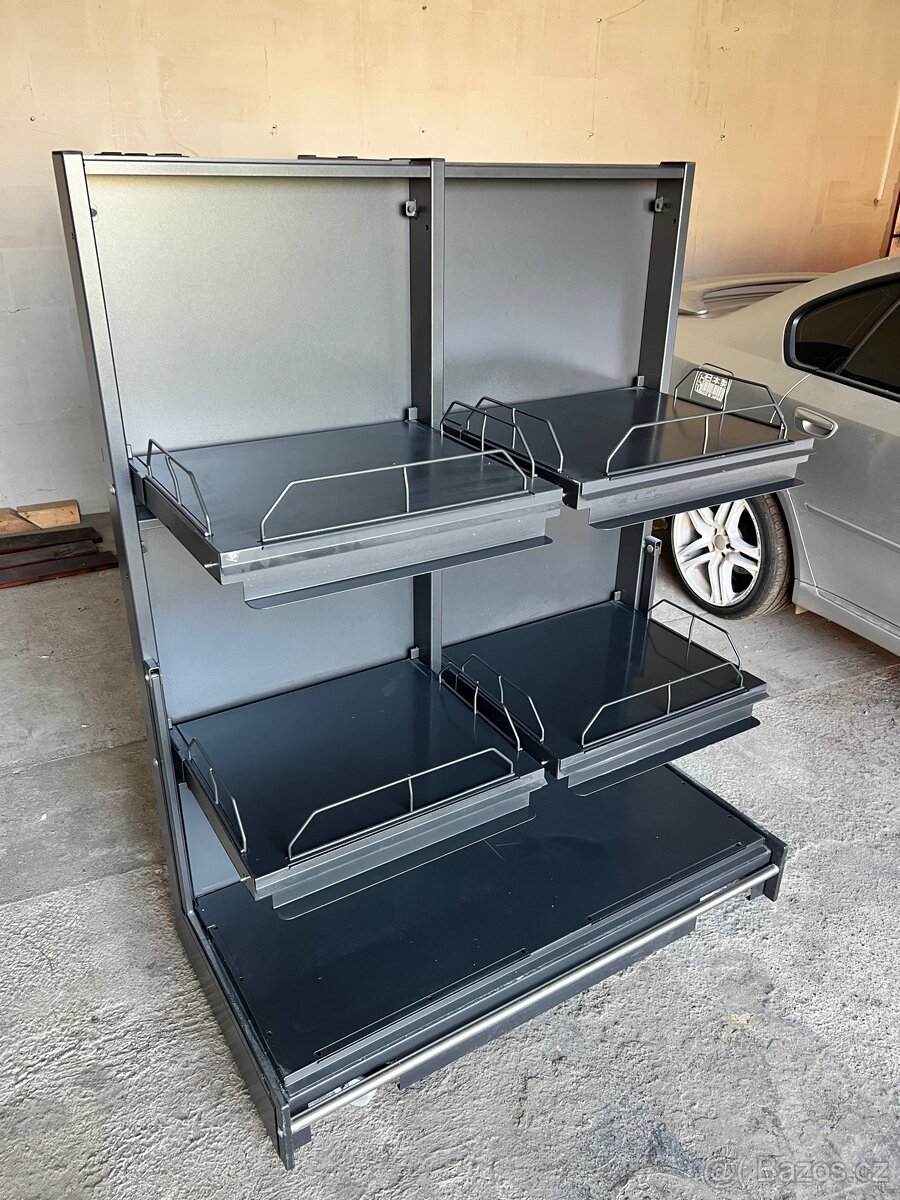 Zakázkové regály – 300 kg nosnost, téměř nové