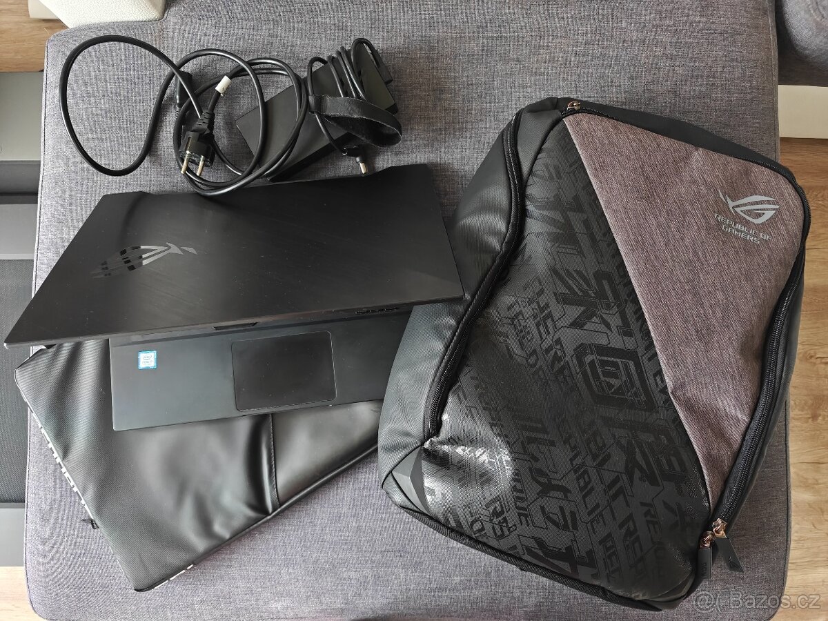 Herní Asus ROG Zephyrus GU502GV + pouzdro + batoh