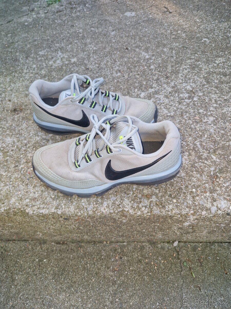 Boty nike velikost 41